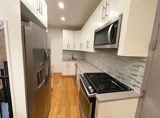 21-24 Newtown Ave #B2, Astoria, NY 11102