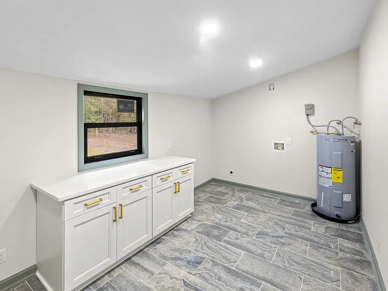 2066 Tallavana Trl — Photo 15