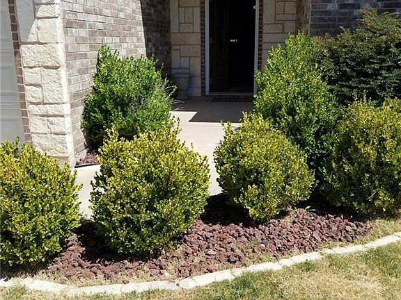 2nd image of 326 Sugarloaf Ave