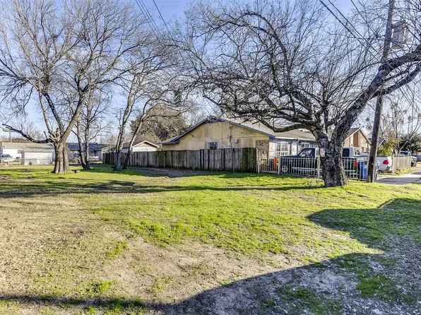 4036 Pringle Dr, Dallas, TX 75212