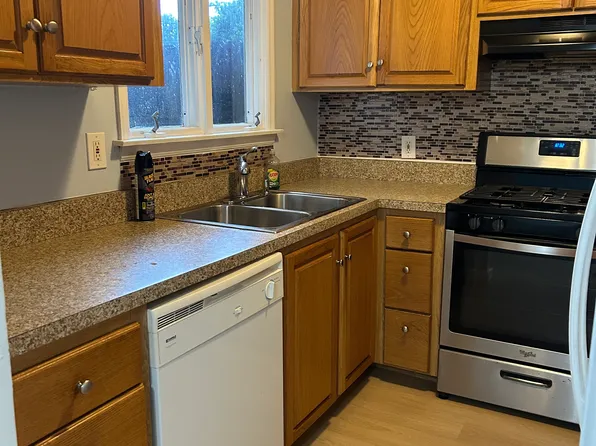 1810 Ashborough Rd SE APT J, Marietta, GA 30067