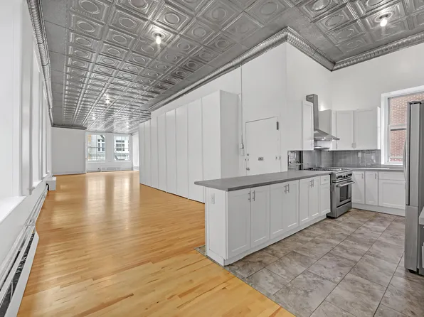 78 Grand Street image 1 of 15