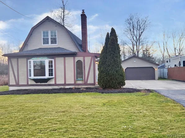 1960 Baseline Rd, Grand Island, NY 14072