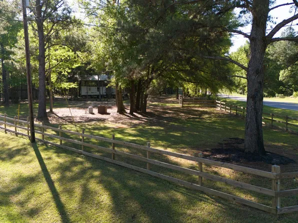 4850 Wilderness Rd, Vernon, FL 32462
