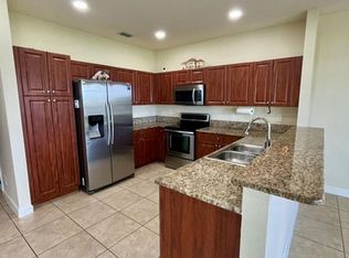 3161 NW 33rd St, Oakland Park, FL 33309