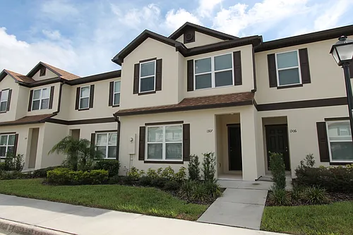 600 Northern Way Photo 1