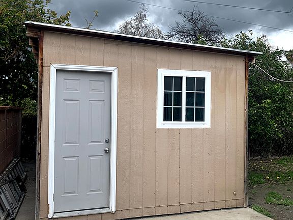 2nd image of 2617 Kellogg Park Dr
