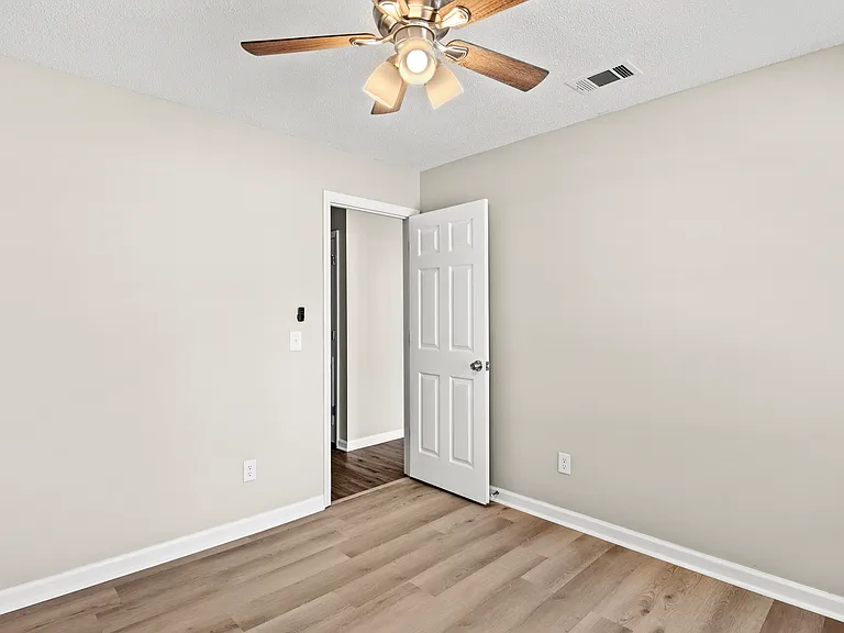 1796 Talmadge Rd — Photo 14