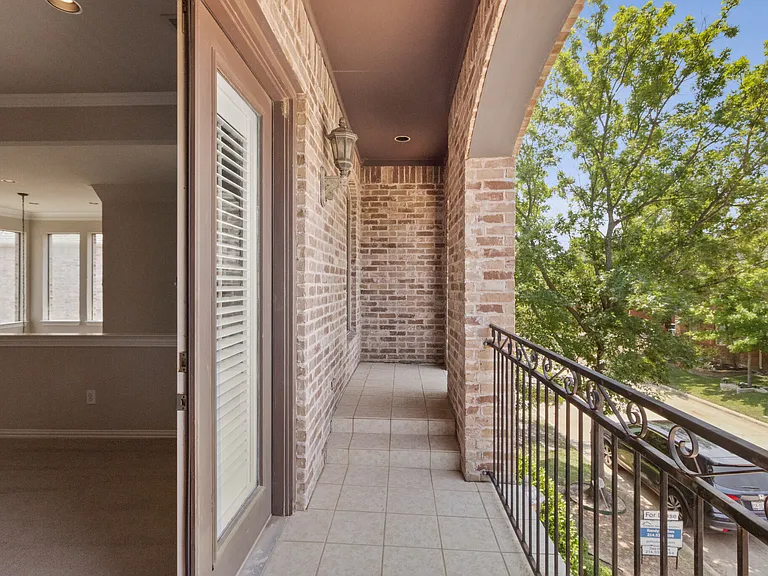 3240 Forestbrook Dr — Photo 17