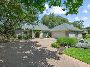 203 Palos Verdes Dr, Lakeway, TX 78734