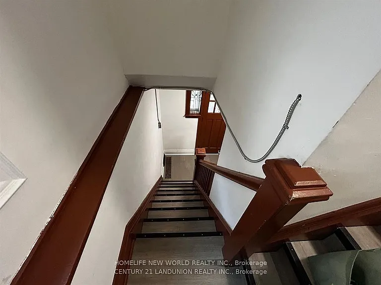 46 Arnold St #2-1 — Photo 12