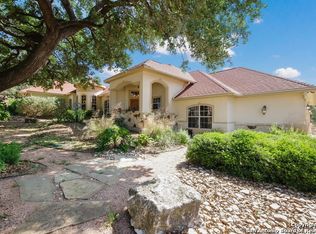 109 Abrego Ridge Dr, Floresville, TX 78114