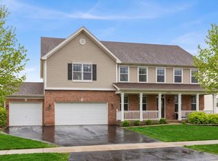 12814 Grande Poplar Cir, Plainfield, IL 60585