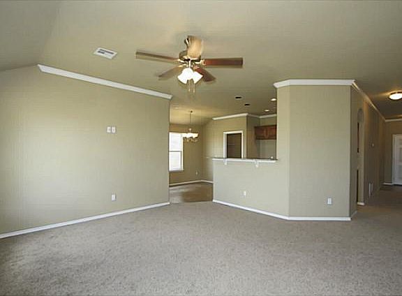 5th image of 7312 Meadow Lakes Dr