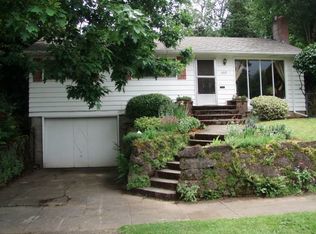 308 NE Beyrl Ter, Portland, OR 97220