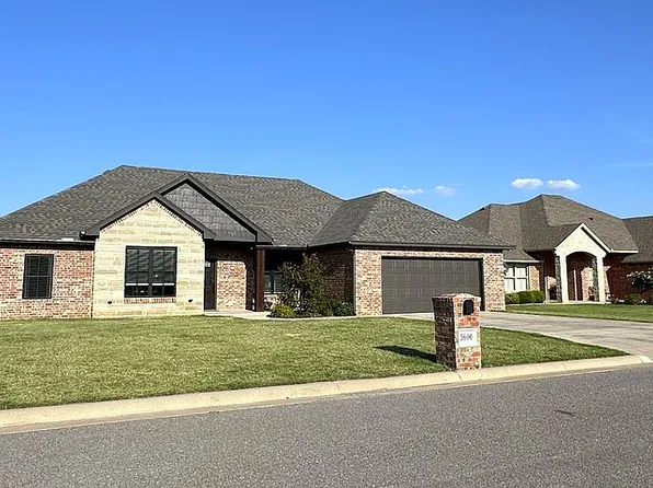 3600 Regal Dr, Altus, OK 73521