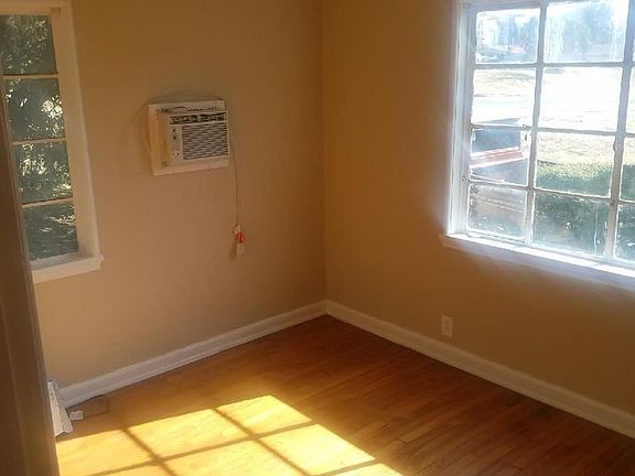 5th image of 4804 Littlepage St