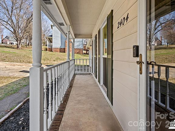 2nd image of 2404 Wildburne Ct