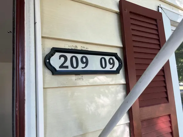 209 Blakeslee St #9, Galien, MI 49113