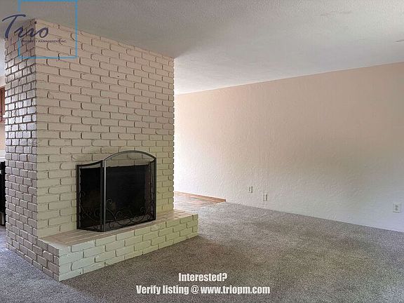 2nd image of 1010 Satre St