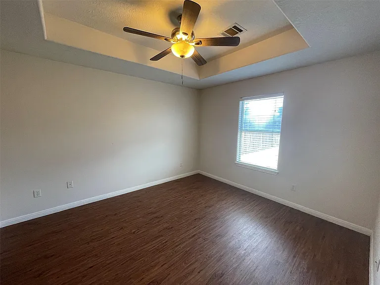 16216 Setting Sun Ct — Photo 7