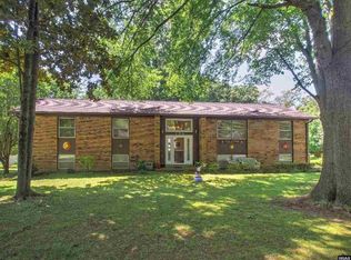 156 Mockingbird Ln, Martin, TN 38237
