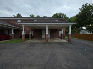 2621-2635 W C St, Russellville, AR 72801
