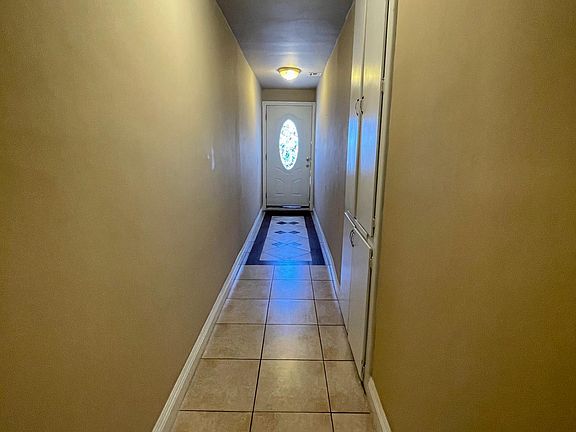 4th image of 2805 E Thompson St #B
