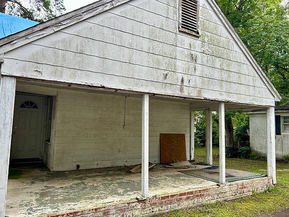 3rd image of 203 N Jordan St