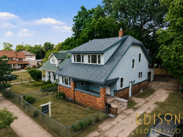 29 Home St SW, Grand Rapids, MI 49507