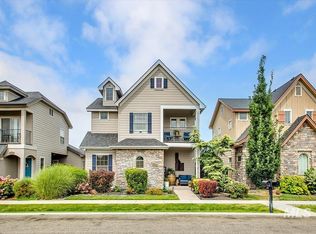 1064 W Stanhope St, Meridian, ID 83646