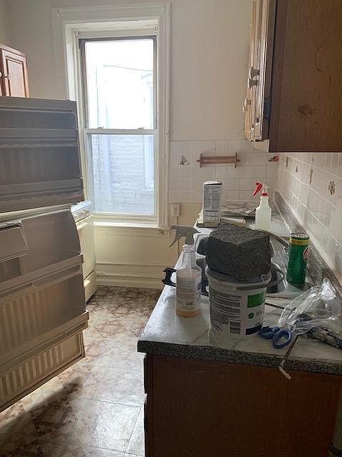 Cabinets & Counter