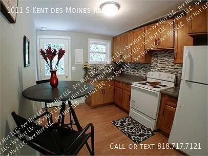 Live Modern in Des Moines! Spacious 2BR + Bonus Room at The Willows — Photo 3