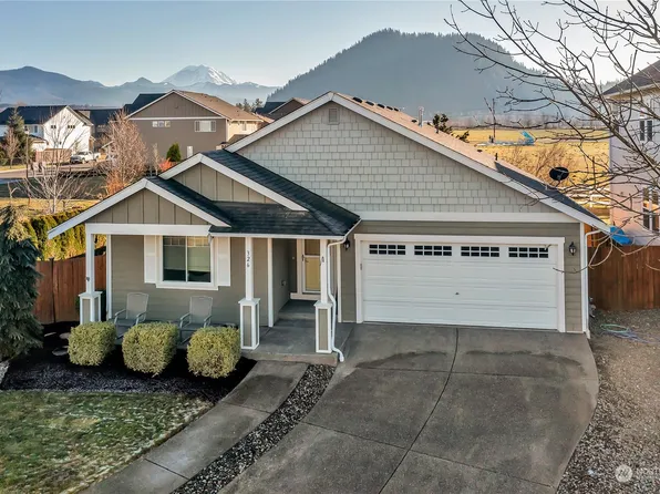 326 Sigrist Drive E, Enumclaw, WA 98022
