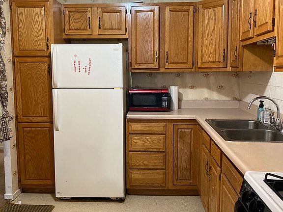 4th image of 2941 S Michigan Ave APT 214