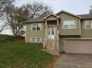 7416 Boston Rd, Wonder Lake, IL 60097