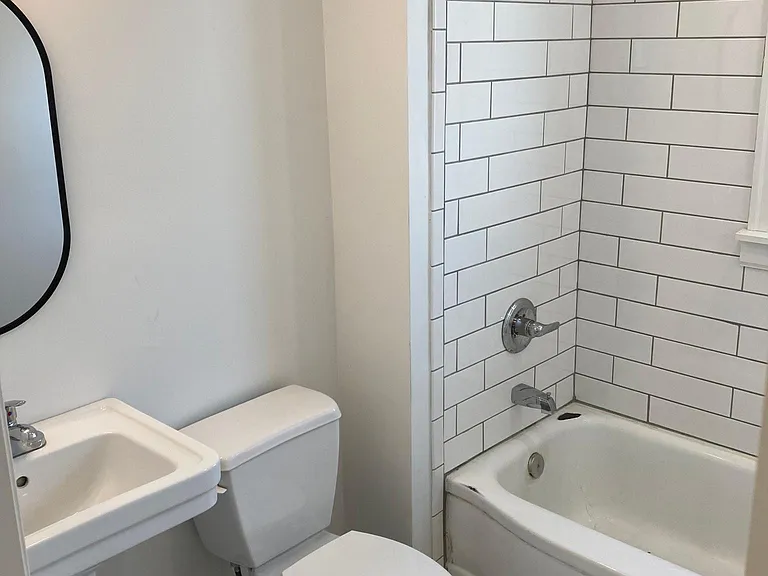 1119 Liberty Rd — Photo 8
