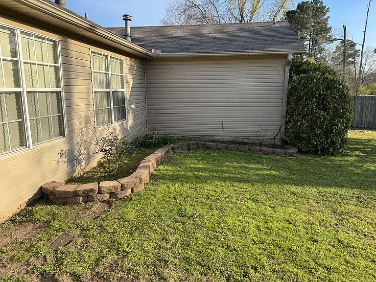 1108 Kenwood Cv — Photo 3
