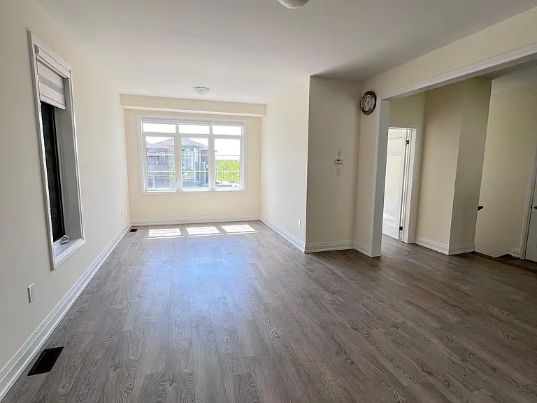 47 Bearberry Rd — Photo 6