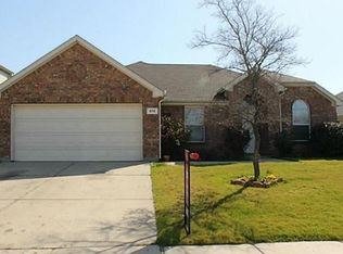 878 Crockett Dr, Lavon, TX 75166