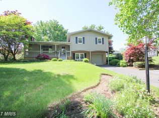 1454 Park Terrace Dr, Chambersburg, PA 17202