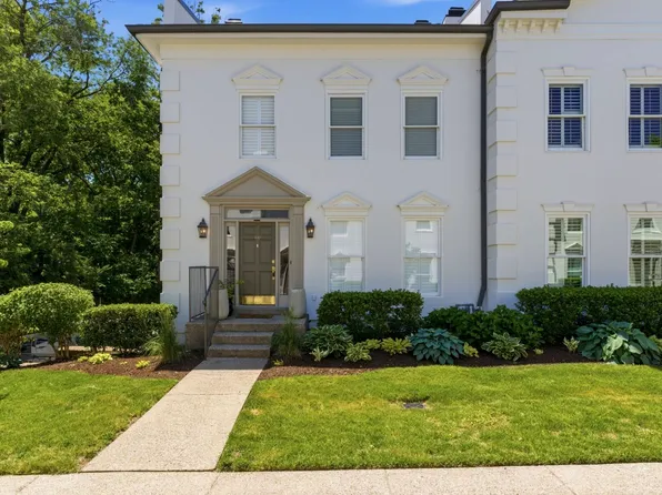 3045 Woodlawn Dr, Nashville, TN 37215