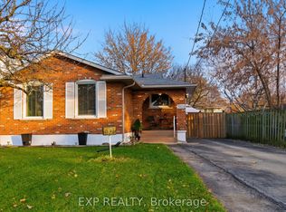 510 1/2 Niagara St, Saint Catharines, ON L2M 3P5