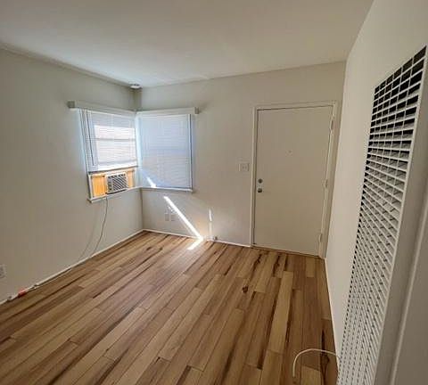 4th image of 336 S Alhambra Ave #D