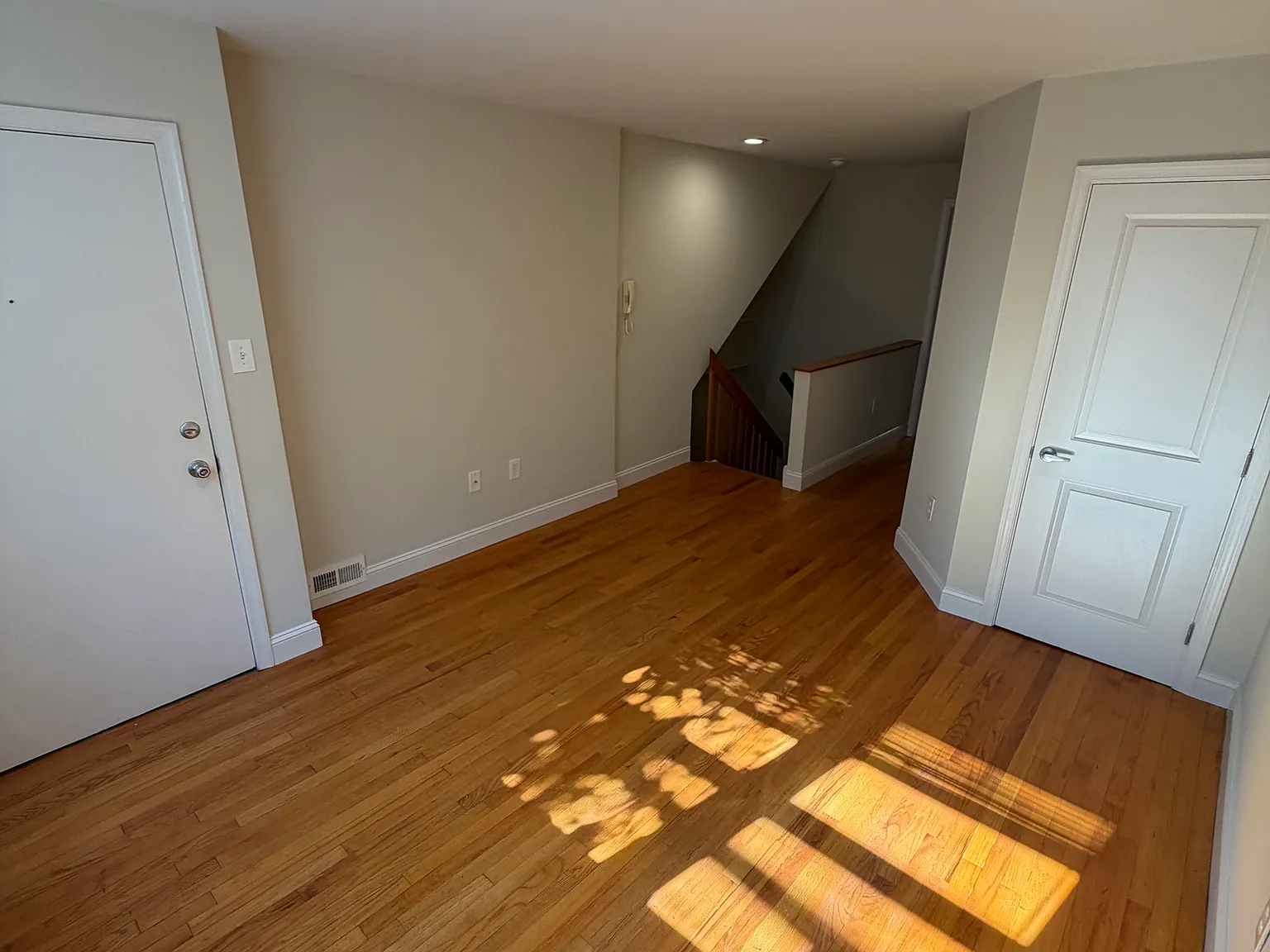 1 bed, 1000 sqft, $1,475 — Photo 4