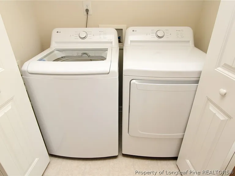 3921 Volkswalk Pl — Photo 12
