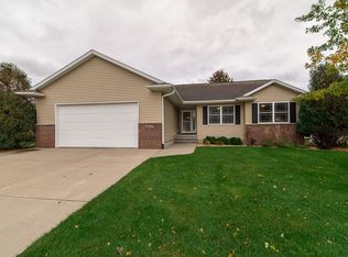 5457 Mercury Ave, Marion, IA 52302