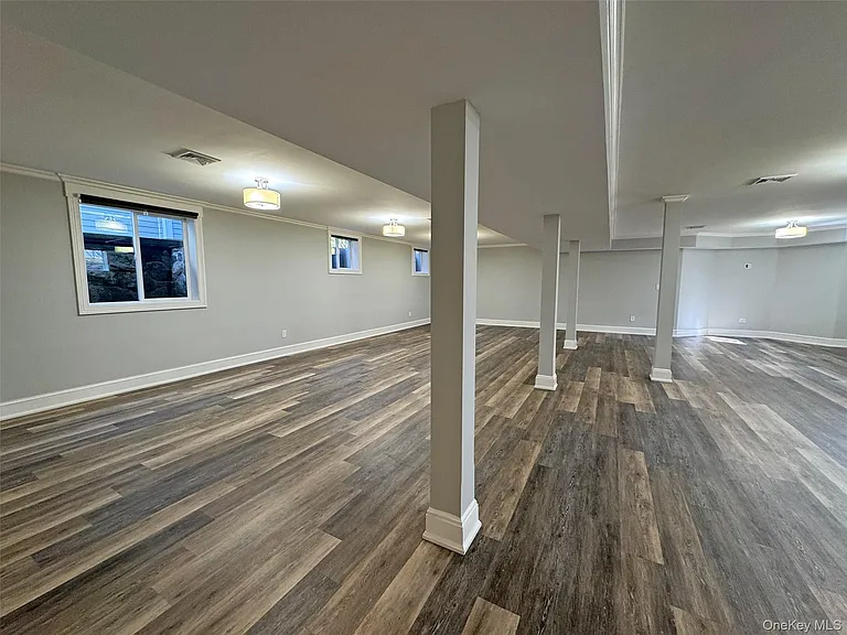 1019 Grove St — Photo 21