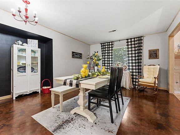 5th image of 2520 E Gentle Oaks Ln