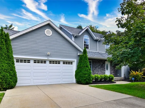 9445 Airlane Dr, Macedonia, OH 44056
